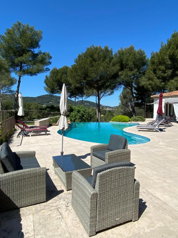 Une Pause En Provence Le Beausset Eksteriør billede