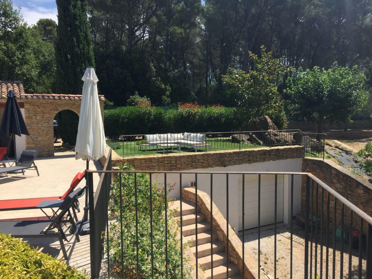Une Pause En Provence Le Beausset Eksteriør billede